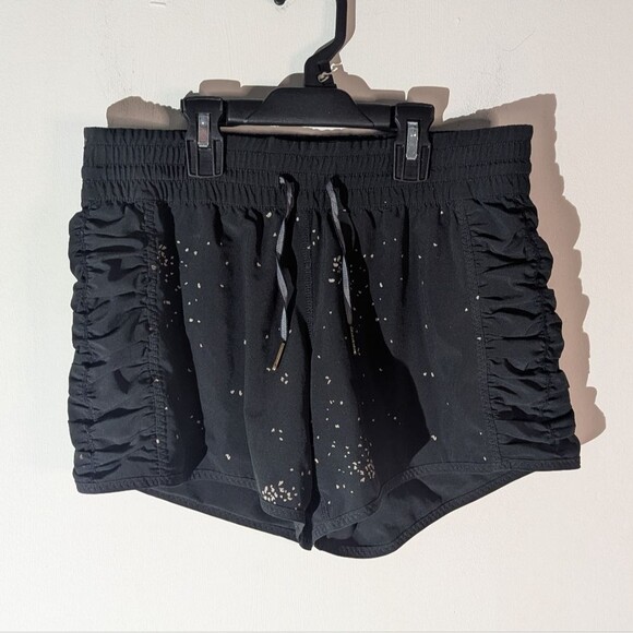 Lululemon Run Around Shorts Ruched Reversible Women's Size 6 - Picture 2 of 10